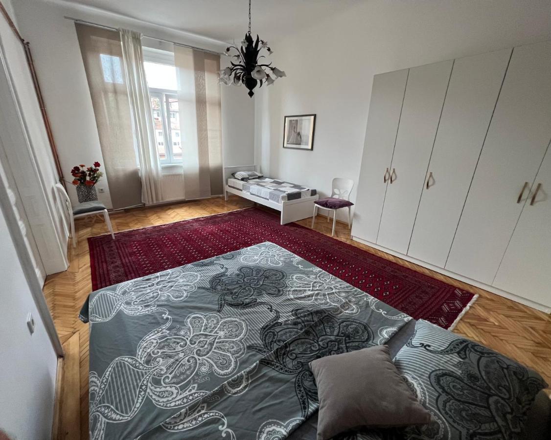 Apartament Apartman Happy Sarajewo Zewnętrze zdjęcie